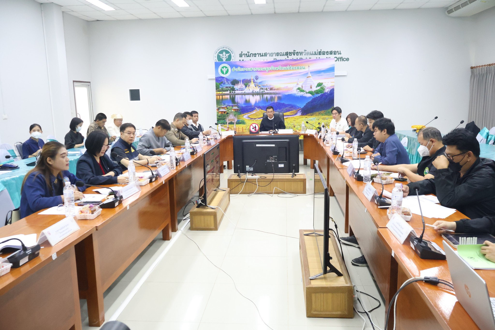 จังหวัดแม่ฮ่องสอน จัดการประชุมคณะกรรมการควบคุมเครื่องดื่มแอลกอฮอล์จังหวัดแม่ฮ่องสอน ครั้งที่ 1/2569 เพื่อติดตามผลการดำเนินงานและขับเคลื่อนมาตรการควบคุมการดื่มแอลกอฮอล์ระดับจังหวัด&nbsp;