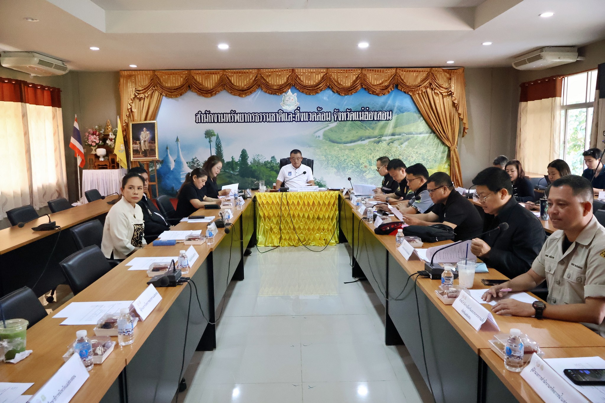 จังหวัดแม่ฮ่องสอน จัดการประชุมคณะกรรมการจัดทำและติดตามประเมินผลแผนปฏิบัติการเพื่อจัดการคุณภาพสิ่งแวดล้อมในระดับจังหวัด ครั้งที่ 1/2569&nbsp;