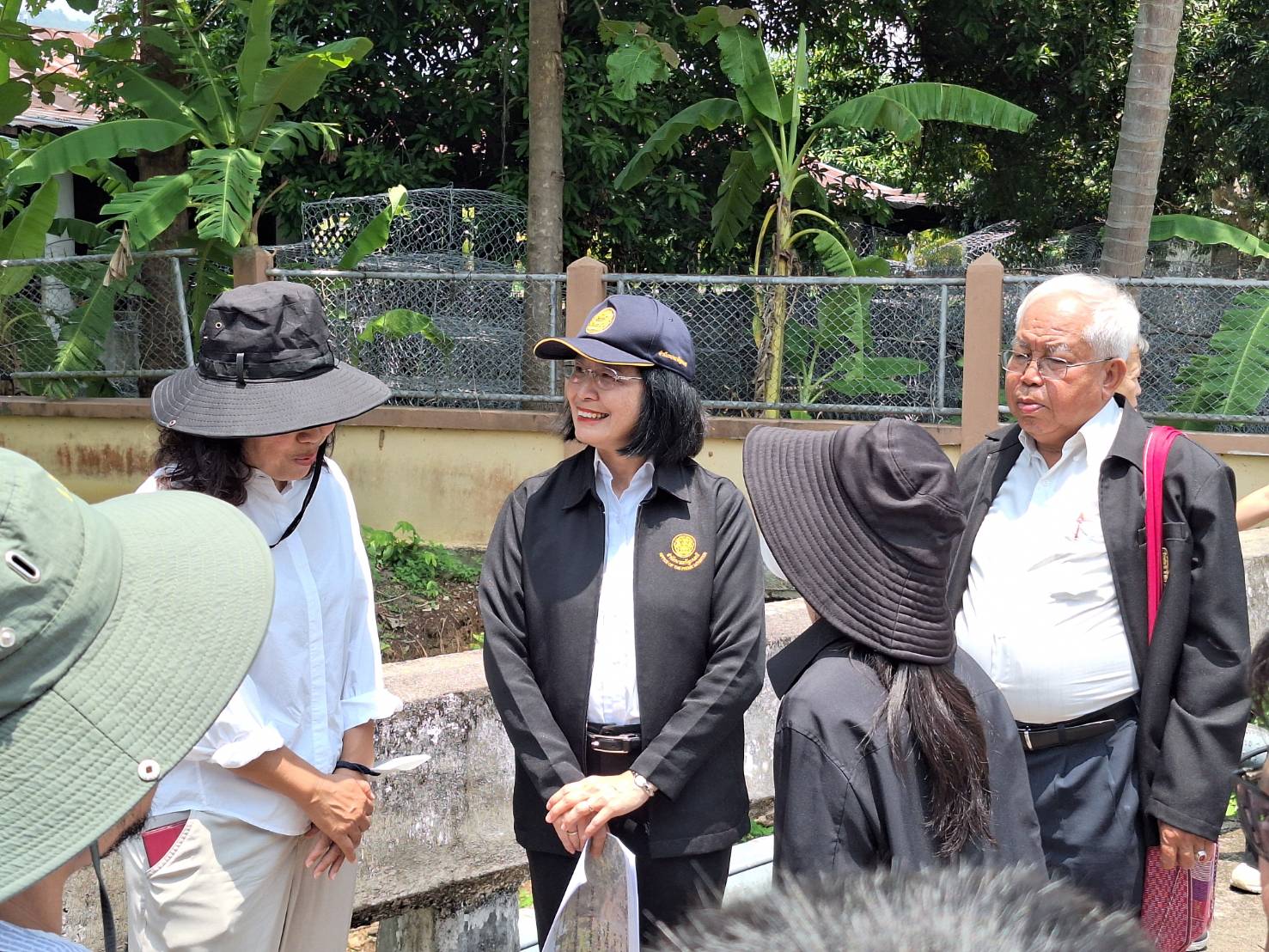 ผู้ตรวจราชการสำนักนายกรัฐมนตรี พร้อมคณะฯ ลงพื้นที่ในการติดตามสอดส่องแผนงาน/โครงการก่อสร้างผนังกันดินและขุดปรับแต่งลำน้ำปุ๊ ตำบลจองคำ อำเภอเมืองแม่ฮ่องสอน จังหวัดแม่ฮ่องสอน&nbsp;