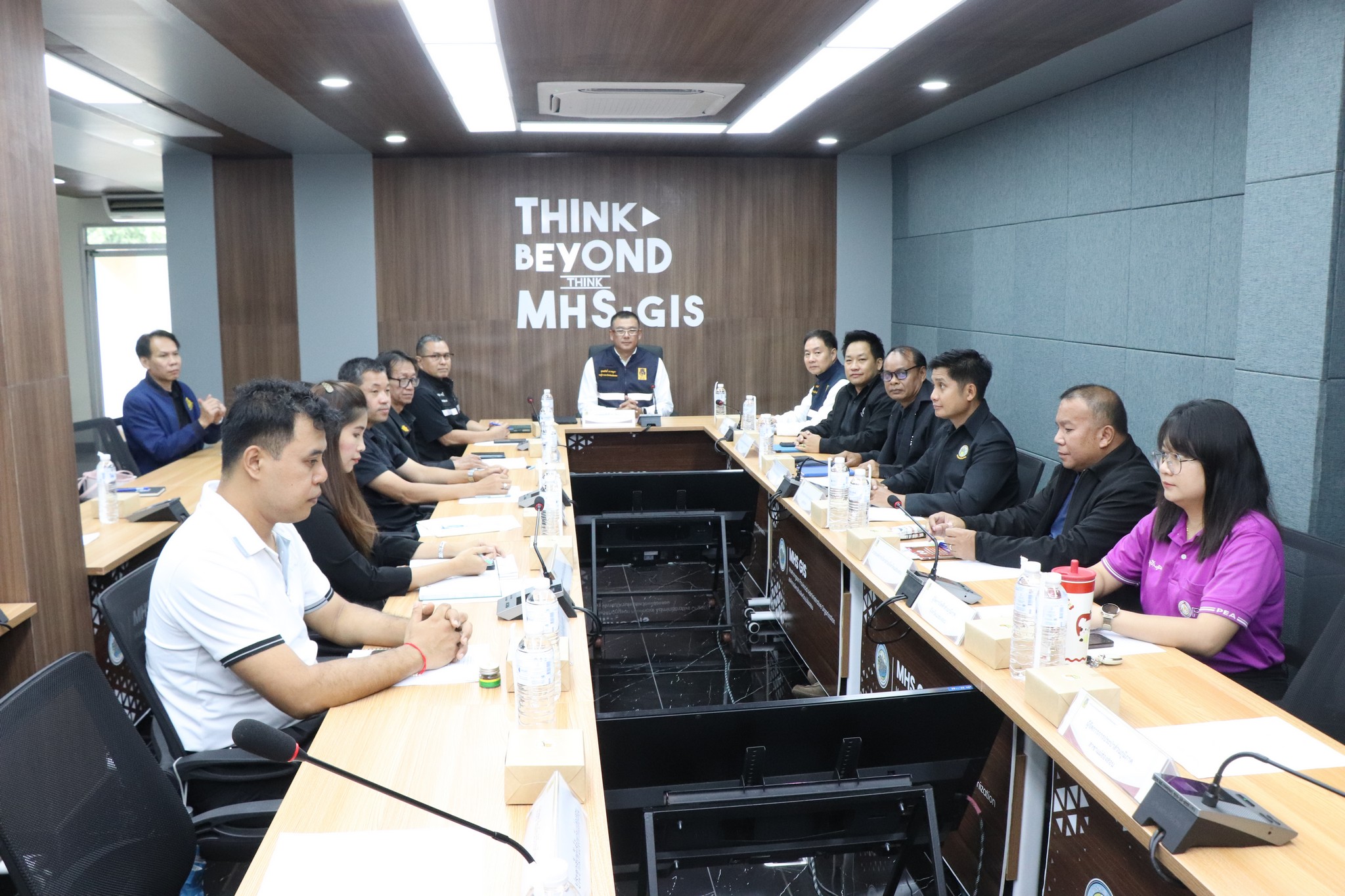 จังหวัดแม่ฮ่องสอน ร่วมประชุมกองอำนวยการป้องกันและบรรเทาสาธารณภัยกลาง (กอปภ.ก.) เพื่อติดตามสถานการณ์และเตรียมการแก้ไขปัญหาภัยแล้ง จากปรากฏการณ์แอลนิโญ ผ่านระบบประชุมทางไกล
