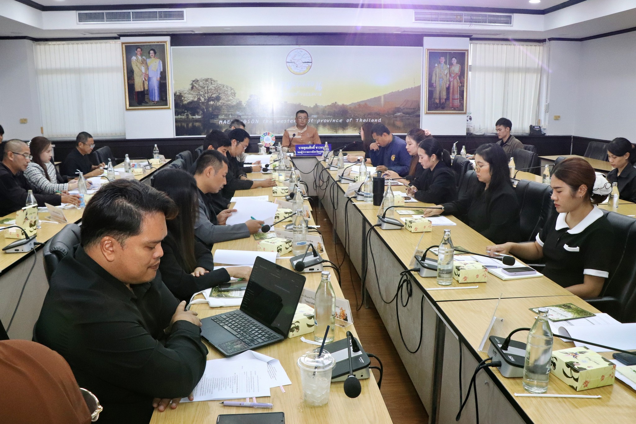 จังหวัดแม่ฮ่องสอน จัดการประชุมคณะทำงานขับเคลื่อนและสนับสนุนการดำเนินงานโครงการอนุรักษ์พันธุกรรมพืช อันเนื่องมาจากพระราชดำริ สมเด็จพระเทพรัตนราชสุดาฯ สยามบรมราชกุมารี (อพ.สธ.) จังหวัดแม่ฮ่องสอน ระยะ 5 ปีที่แปด (1 ตุลาคม 2569 - 30 กันยายน 2574) (ด้านการจัดทำแผนแม่บท) ครั้งที่ 1/2569