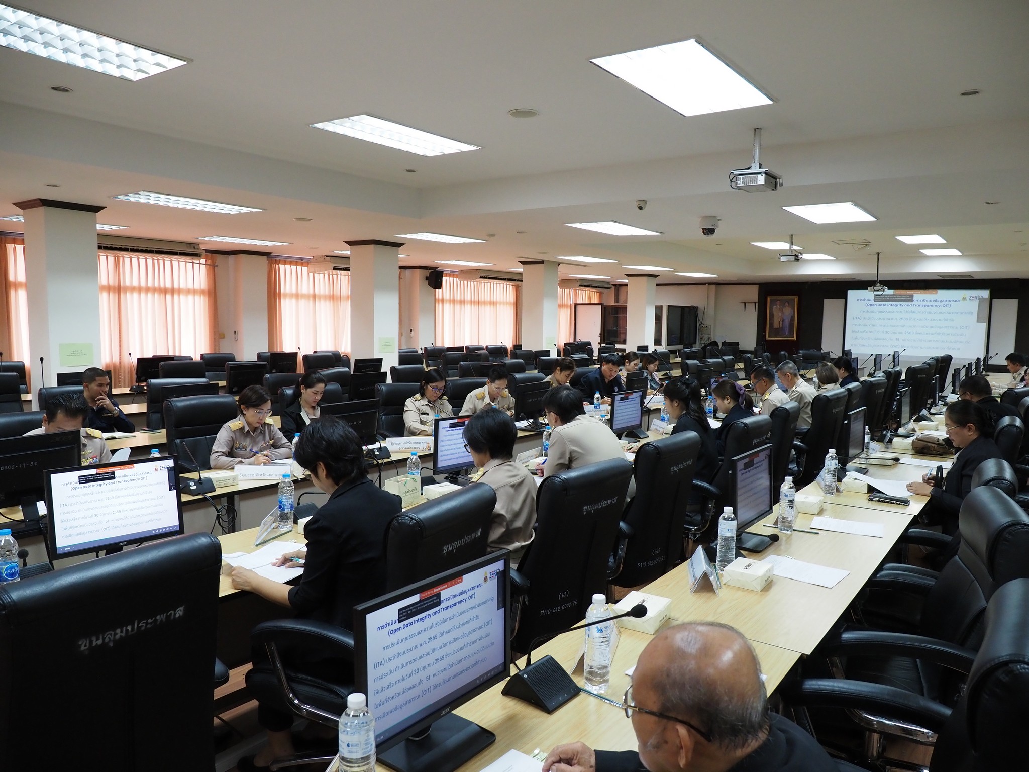 ผู้ว่าราชการจังหวัดแม่ฮ่องสอน เป็นประธานการประชุมคณะกรรมการผลักดันการดำเนินงานตามแผนแม่บทภายใต้ยุทธศาสตร์ชาติ ประเด็นการต่อต้านการทุจริตและประพฤติมิชอบ