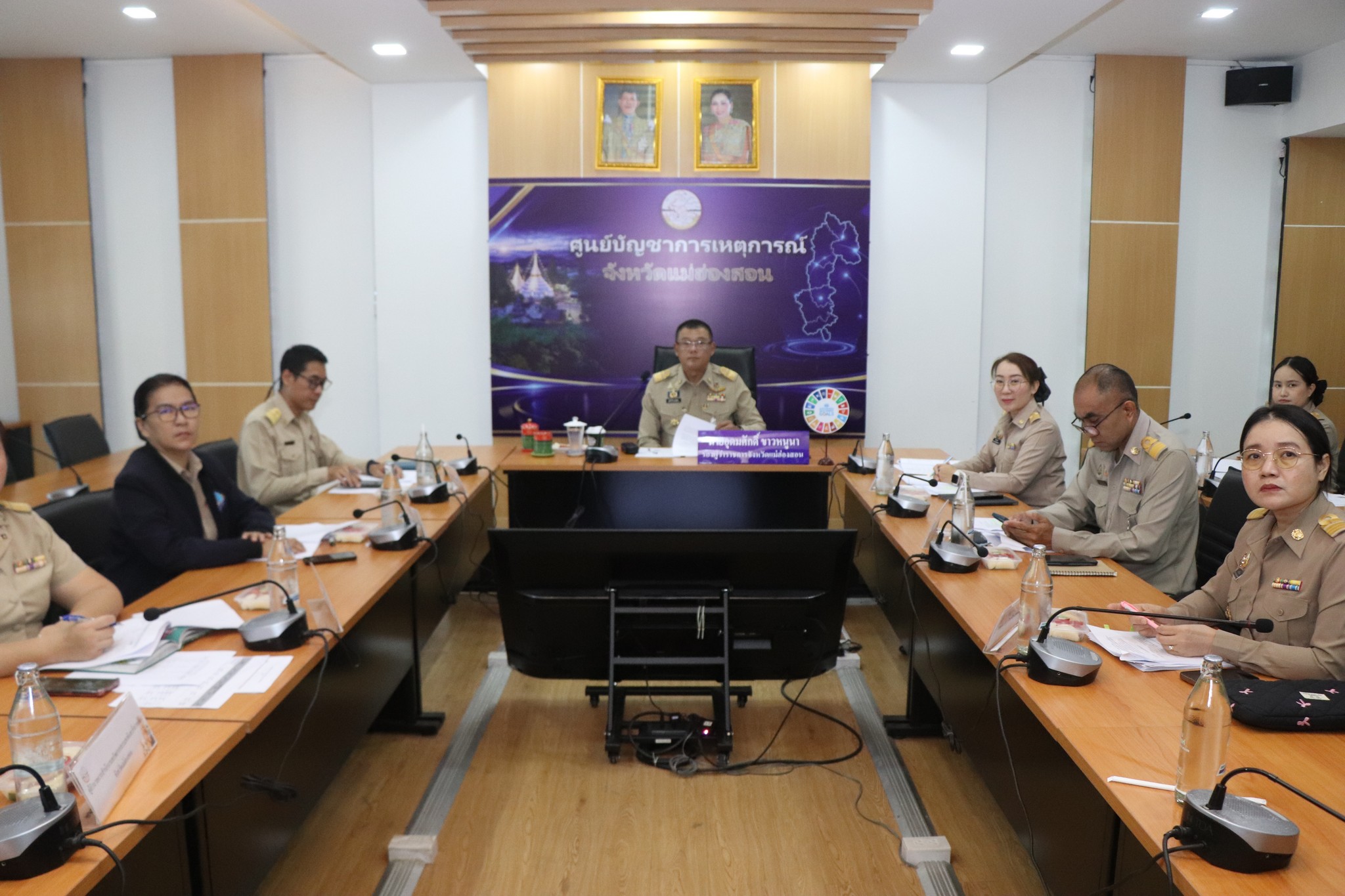จังหวัดแม่ฮ่องสอน ร่วมการประชุมคณะกรรมการกำกับการประเมินผลการปฏิบัติราชการของจังหวัด ครั้งที่ 3/2569 เพื่อพิจารณาข้อเสนอตัวชี้วัดการประเมินผลการปฏิบัติราชการของจังหวัด ประจำปีงบประมาณ พ.ศ.2570