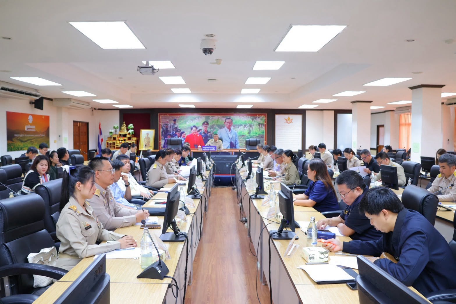รองผู้ว่าราชการจังหวัดแม่ฮ่องสอน ติดตามการขับเคลื่อนโครงการพัฒนาคุณภาพชีวิตและความเป็นอยู่ของราษฎรบ้านห้วยแห้งอันเนื่องมาจากพระราชดำริ